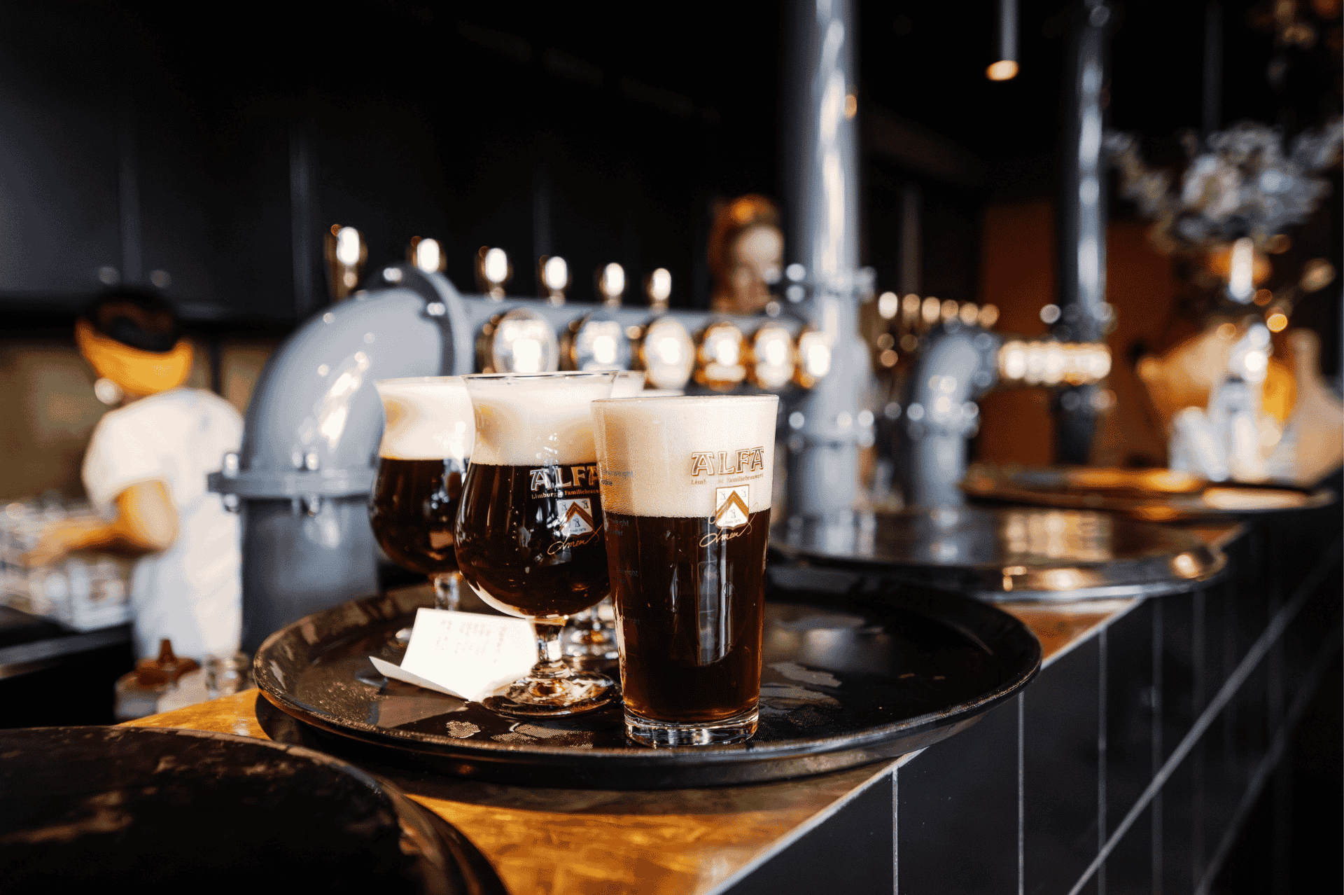 alfa-brouwerijcaf-brouwerslokaal-met-bierproeverij-brouwerijtour